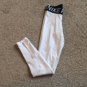 Nike Pro training leggings